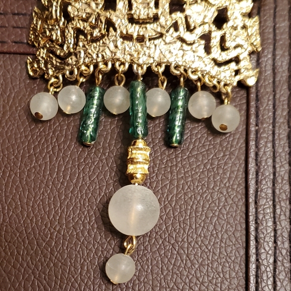 Green Necklace Vintage Avante Garde Statement Unique Design - Picture 4 of 15